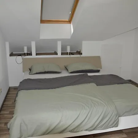 Ferienwohnung Im Sonnenberg Enkirch Exterior photo